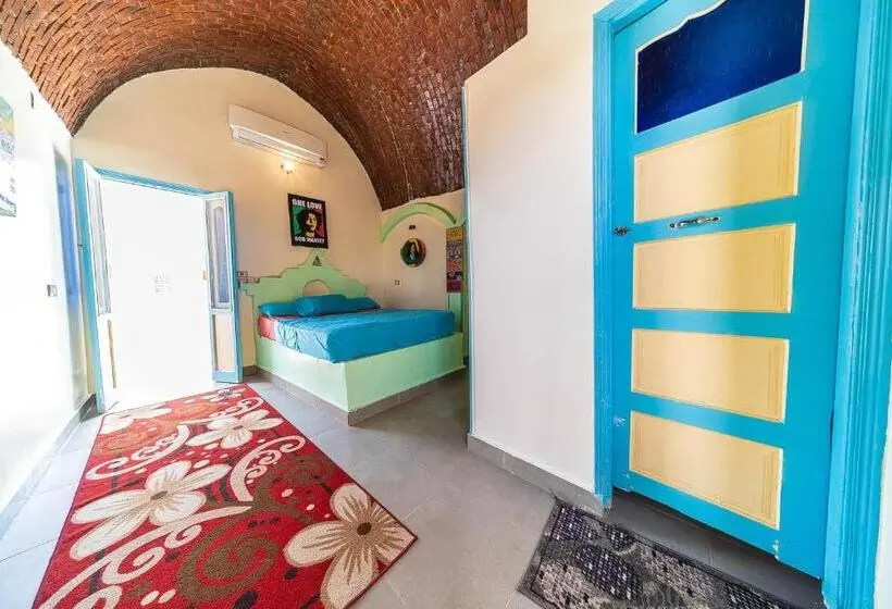 اتاق لوکس, Bob Marley Guest House