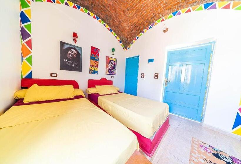 اتاق استاندارد, Bob Marley Guest House