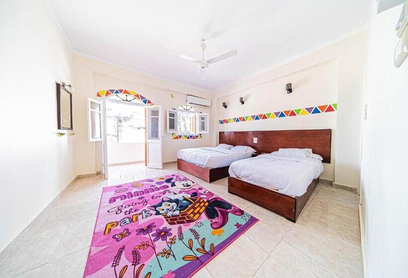 اتاق لوکس, Bob Marley Guest House