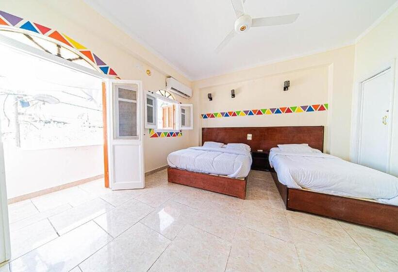 اتاق لوکس, Bob Marley Guest House