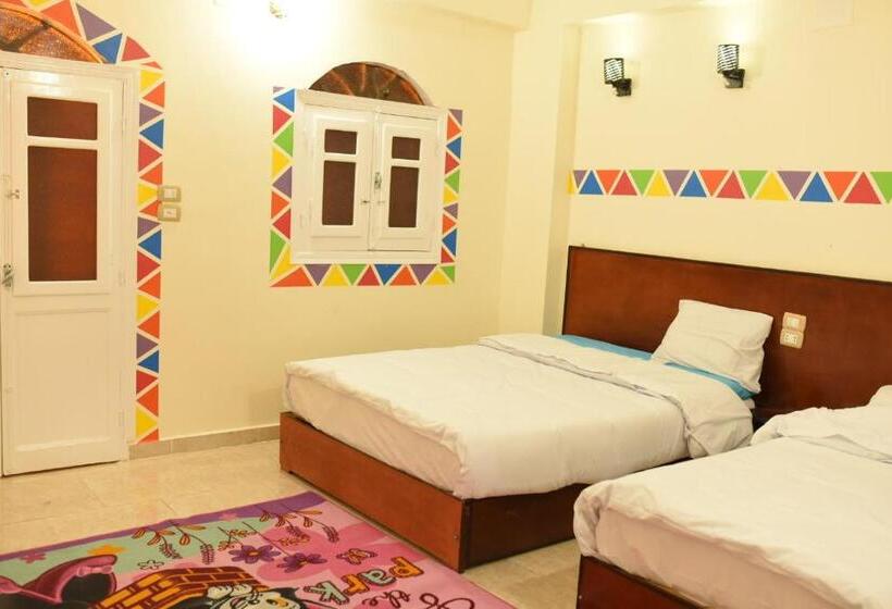 اتاق لوکس, Bob Marley Guest House