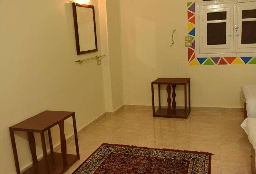 Standard room with outdoor bath, Bob Marley Guest House