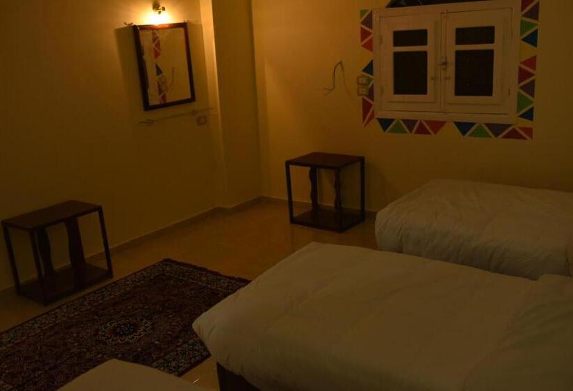 Standard room with outdoor bath, Bob Marley Guest House