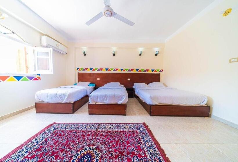 Standard room with outdoor bath, Bob Marley Guest House