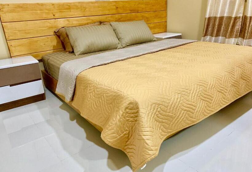 اتاق لوکس, Endhaa, Divers Home