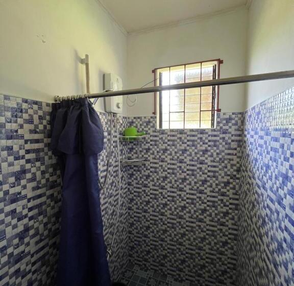 اتاق استاندارد, Uptown Guesthouse