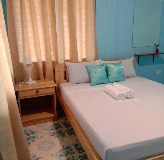 اتاق لوکس, Uptown Guesthouse