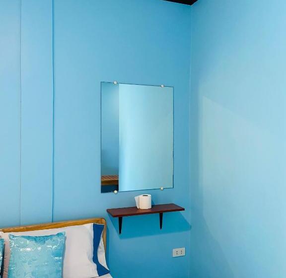 اتاق لوکس, Uptown Guesthouse