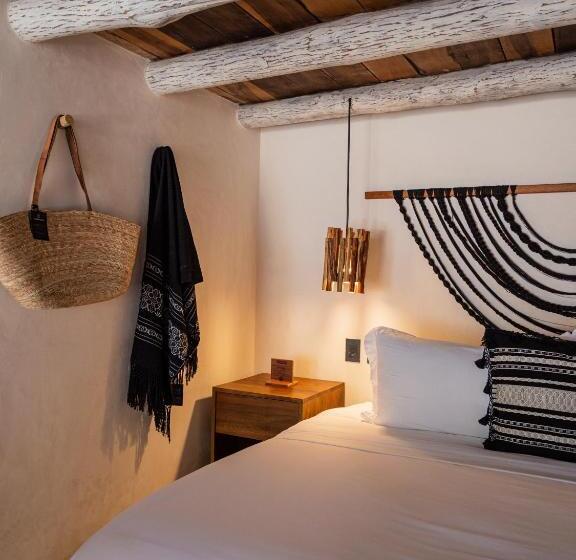 장애인을 위한 킹사이즈 침대 스탠다드 룸, Aldea Kuka, Luxury Eco Boutique