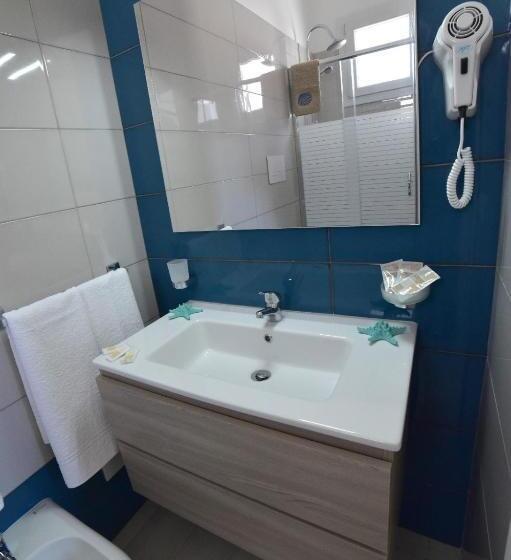 اتاق استاندارد چهار تخته, B&b Stella Salento Karin