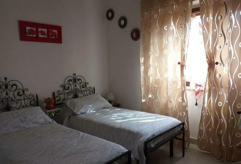 اتاق استاندارد, Bed & Breakfast La Rosa Rossa
