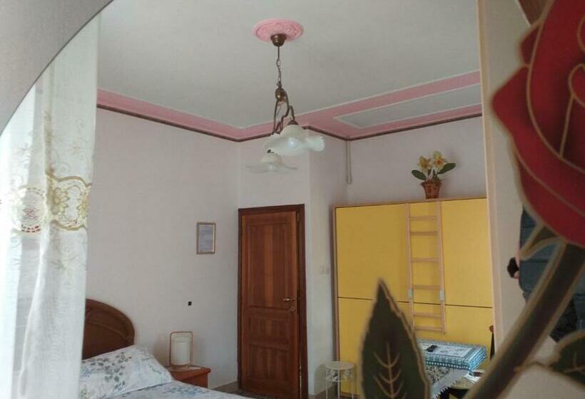 スタンダードルーム, Bed & Breakfast La Rosa Rossa