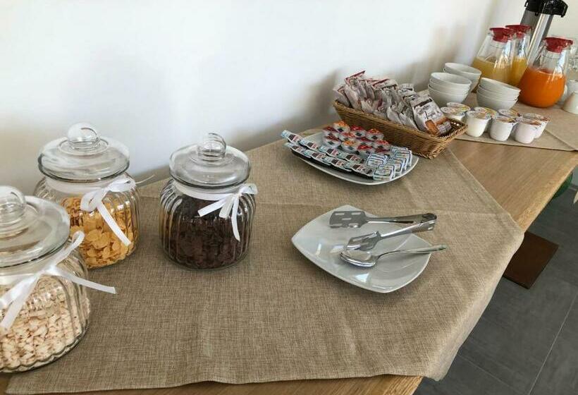 חדר דלוקס לארבעה, Terra Di Negroamaro