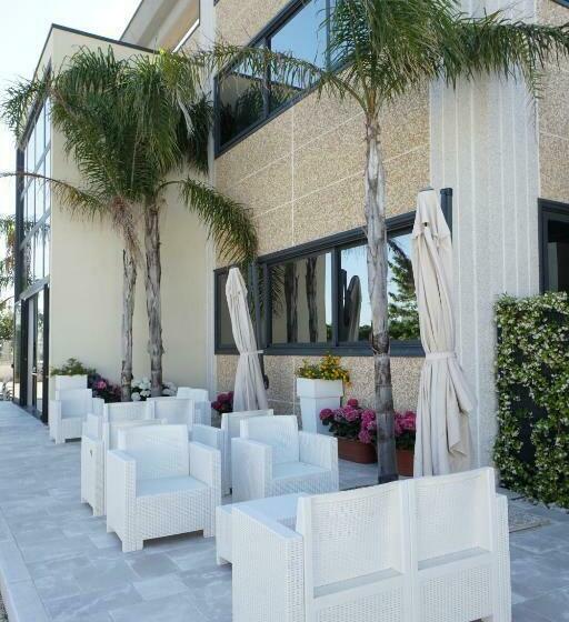 חדר דלוקס לארבעה, Terra Di Negroamaro