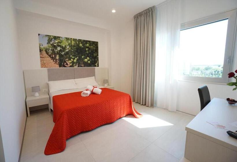 חדר דלוקס לשלושה, Terra Di Negroamaro