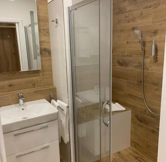 バルコニー付きデラックスルーム, Wellness & Spa Apartments Lipno   Frymburk
