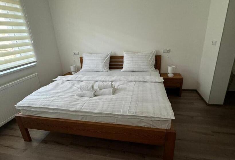 شقة غرفتين, Wellness & Spa Apartments Lipno   Frymburk