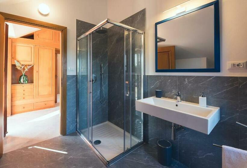 سوییت لوکس, Il Giardino Di Venere