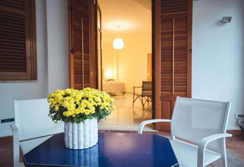 اتاق لوکس, Il Giardino Di Venere