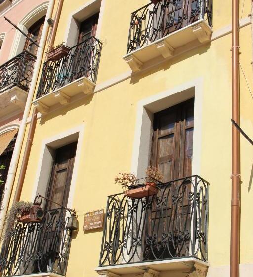 اتاق استاندارد, Sant Efisio Host