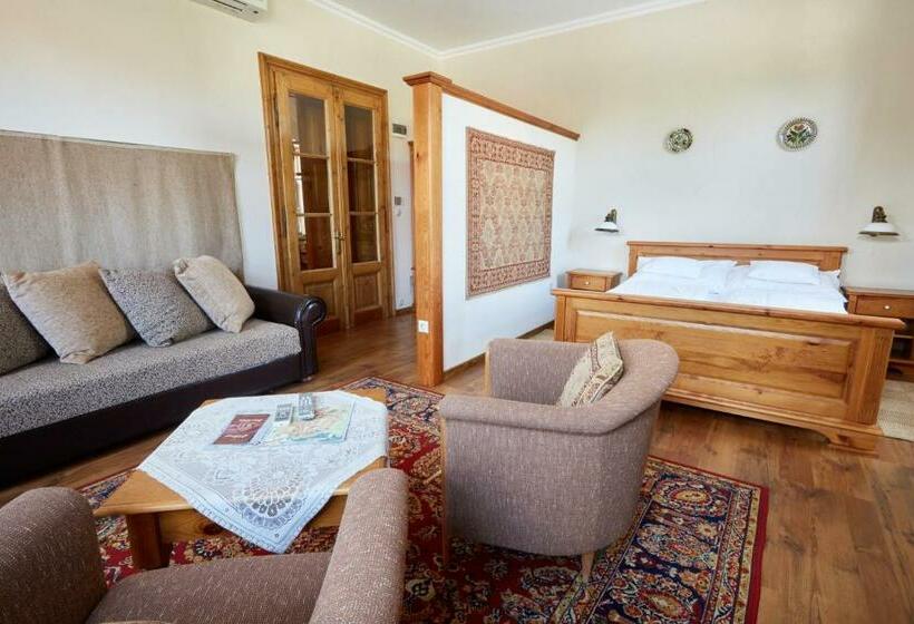 スーペリアールーム, Sarok Vendégház