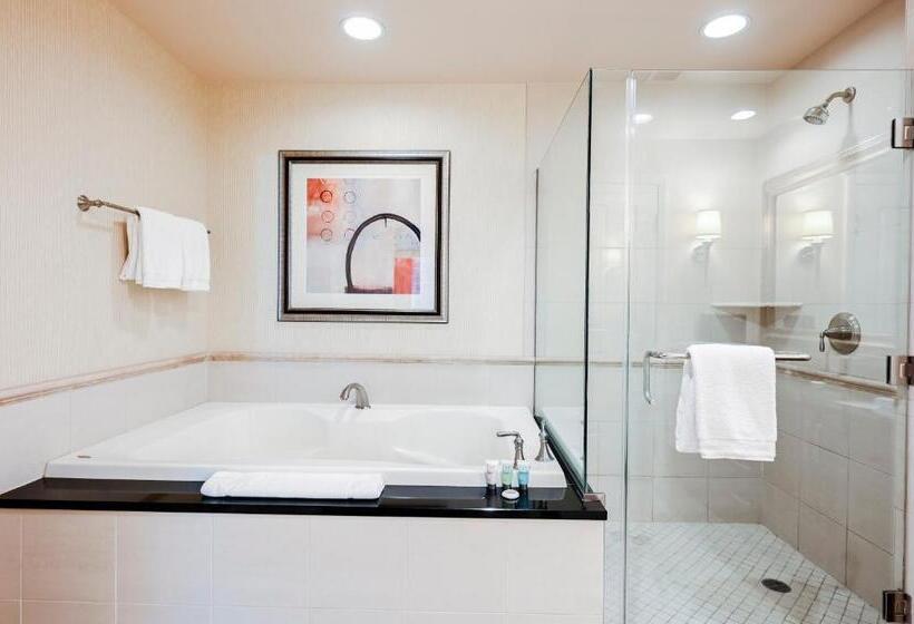 2ベッドスイートルーム, Stripviewsuites At Signature