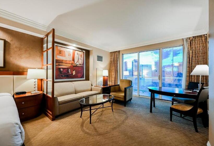 استودیو استاندارد با بالکن, Stripviewsuites At Signature