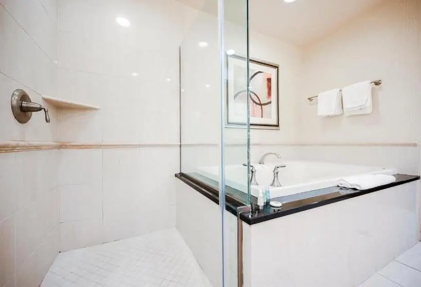 آپارتمان 1 خوابه, Stripviewsuites At Signature