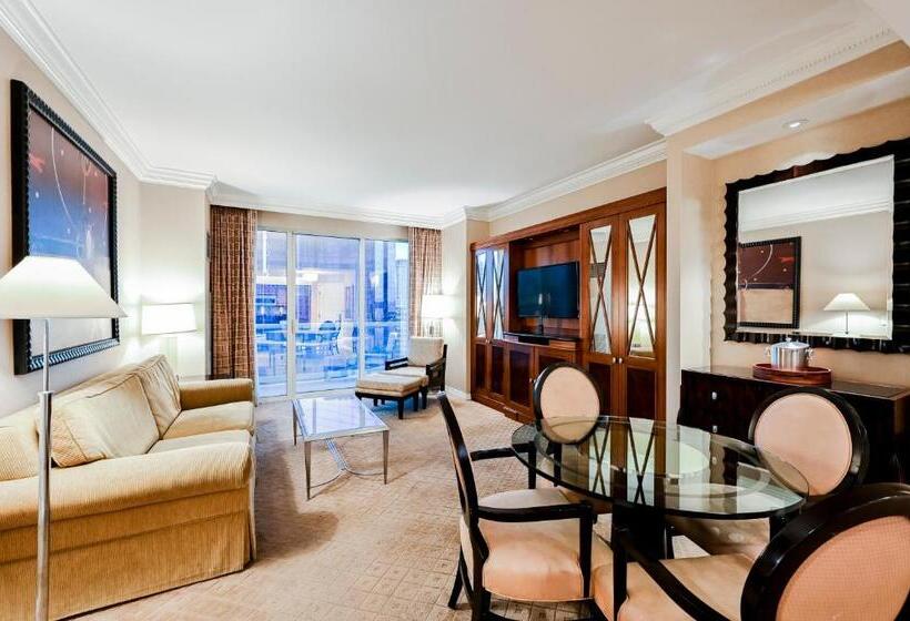 1ベッドルームアパートメント, Stripviewsuites At Signature