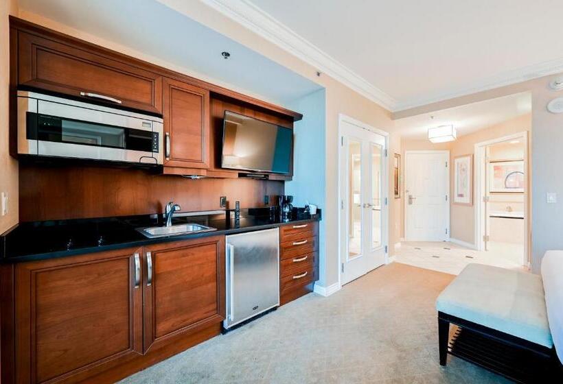 2ベッドスイートルーム, Stripviewsuites At Signature