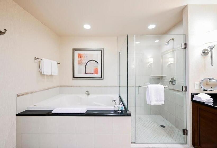 1ベッドルームのスーペリアアパートメント, Stripviewsuites At Signature