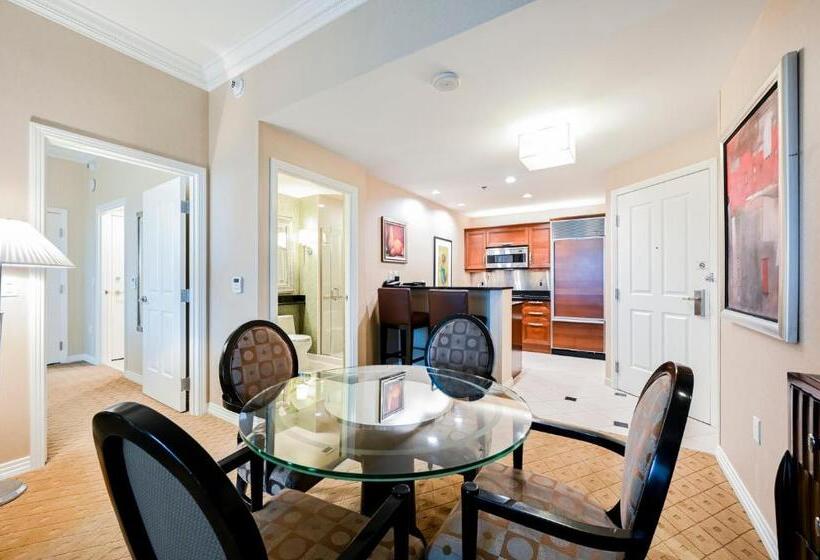 1ベッドルームアパートメント, Stripviewsuites At Signature