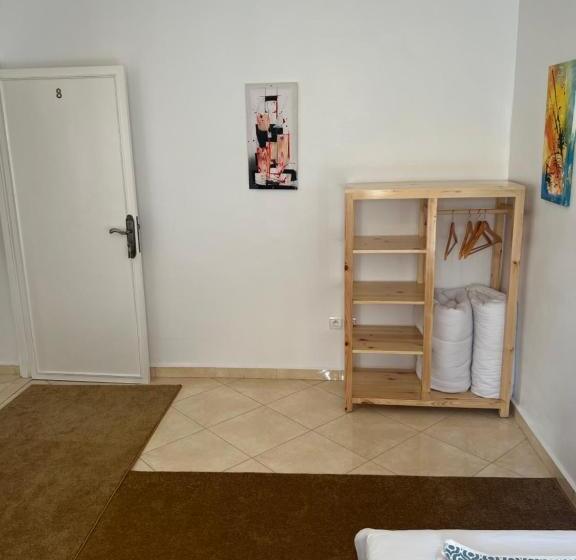 غرفة قياسية حمام مشترك, Dar Surf