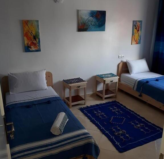 غرفة إقتصادية, Dar Surf