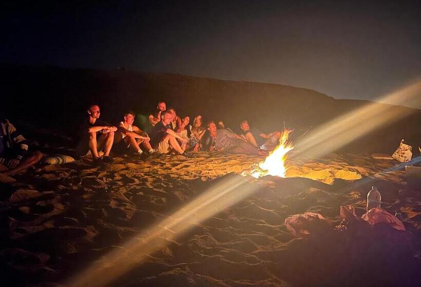 غرفة إقتصادية, Dar Surf