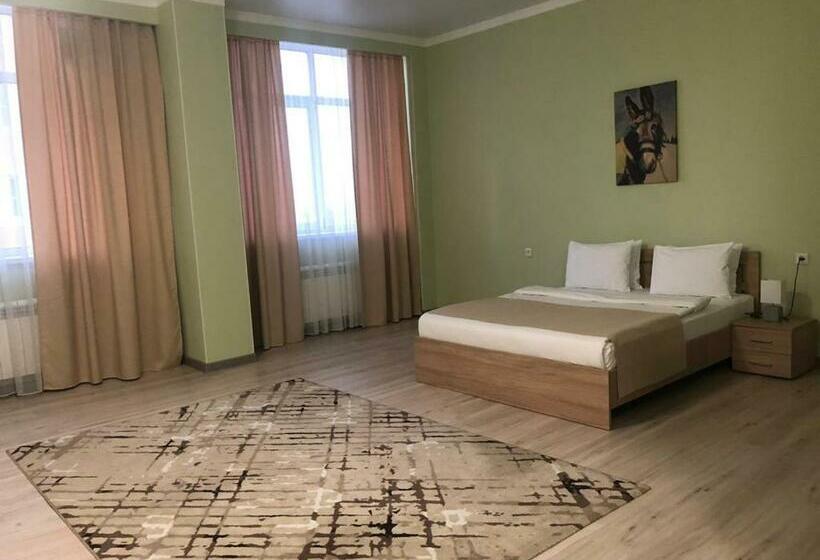 اتاق استاندارد یک نفره, Baitau Hotel Aktobe
