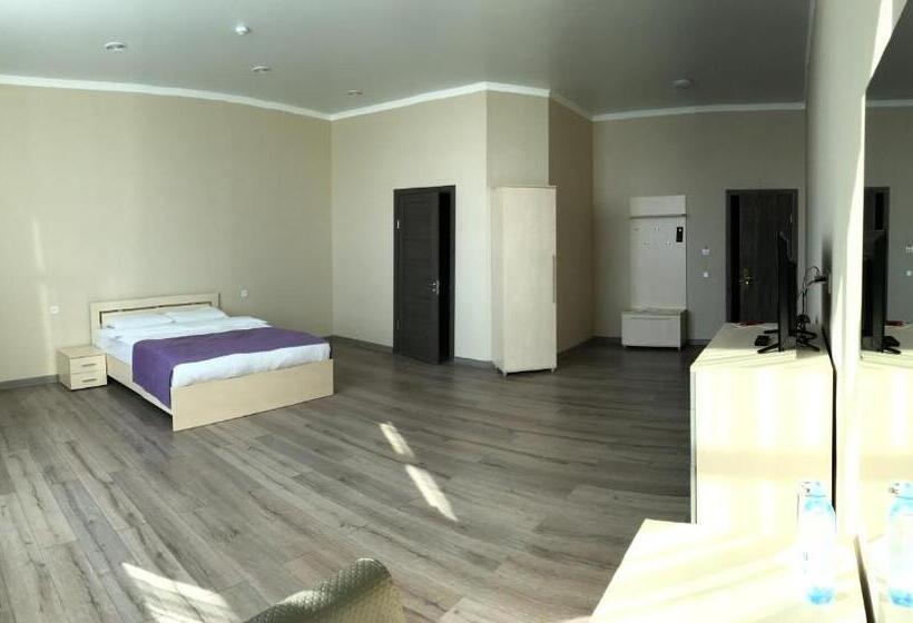 سوییت, Baitau Hotel Aktobe