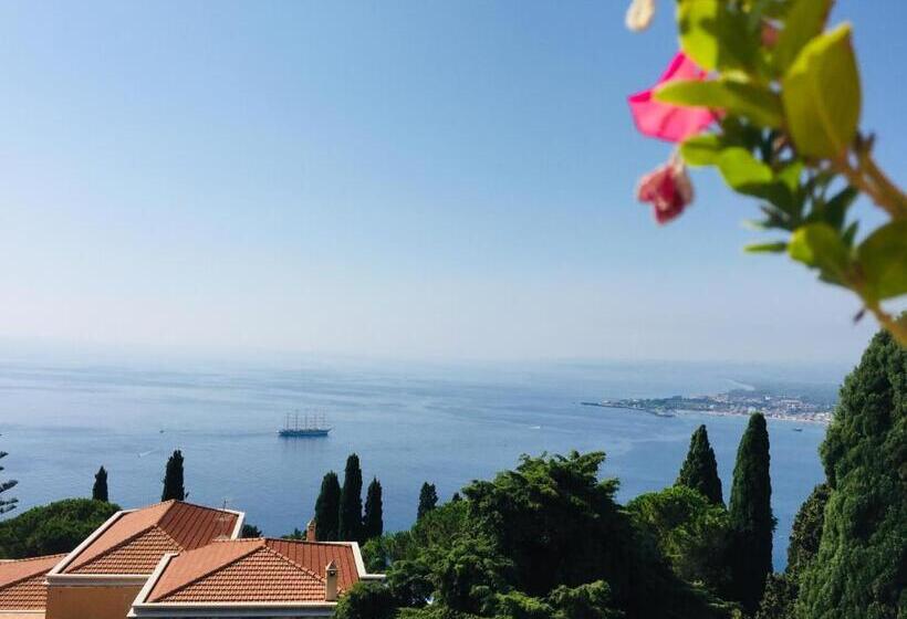غرفة قياسية مطلّة علي البحر مزوَّدة بشُرفة, Chiaro Di Luna