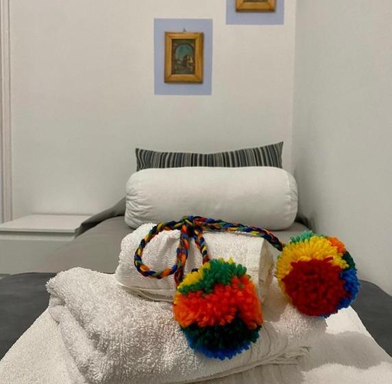 غرفة قياسية, Chiaro Di Luna