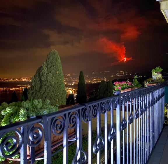 غرفة قياسية مطلّة علي البحر مزوَّدة بشُرفة, Chiaro Di Luna