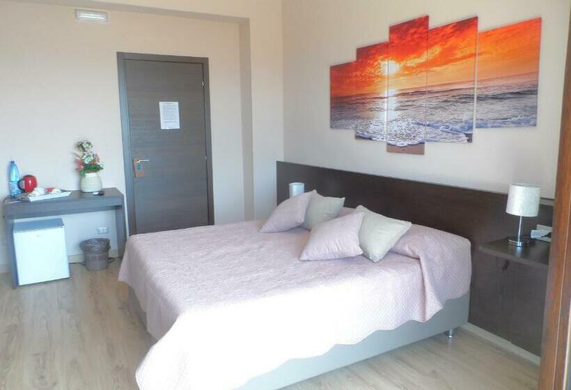 اتاق استاندارد با بالکن, Bellavista B&b