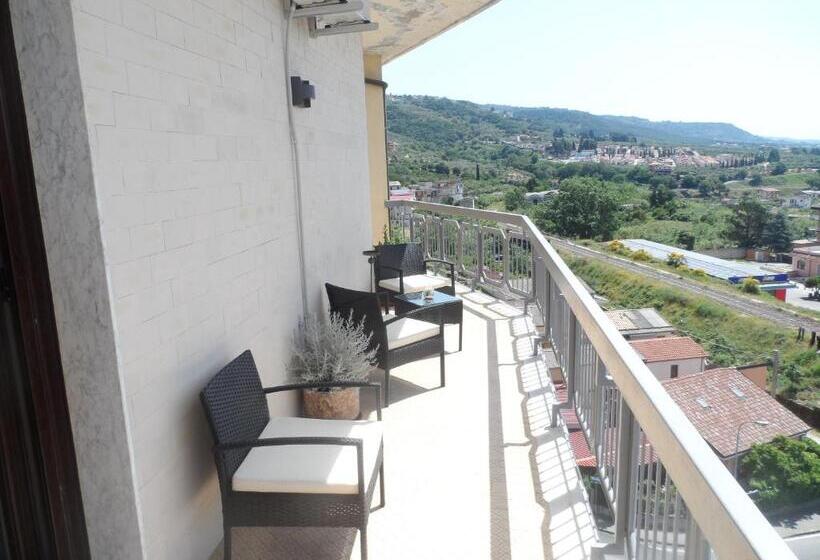 Номер Стандарт с Балконом, Bellavista B&b