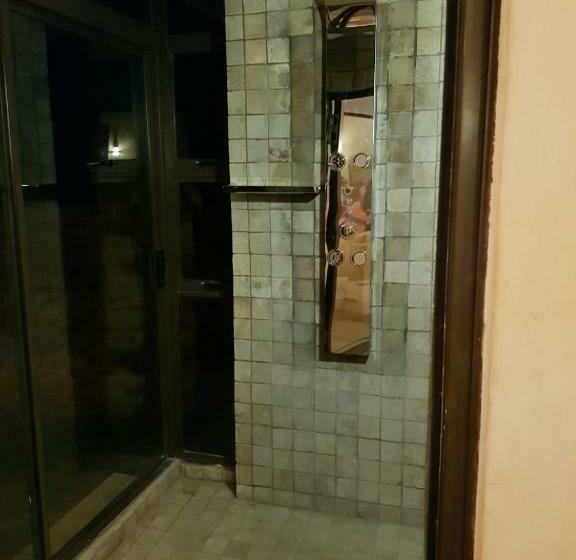 １ベッドルームハウス, Tholo Private Game Lodge