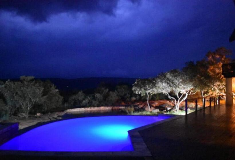 １ベッドルームハウス, Tholo Private Game Lodge