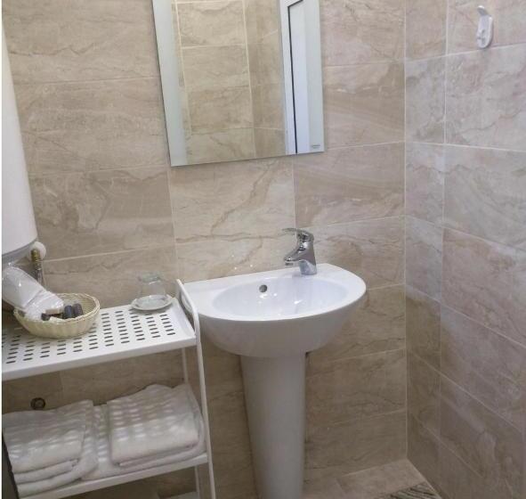 Номер Стандарт с Балконом, Guest House Ezerets