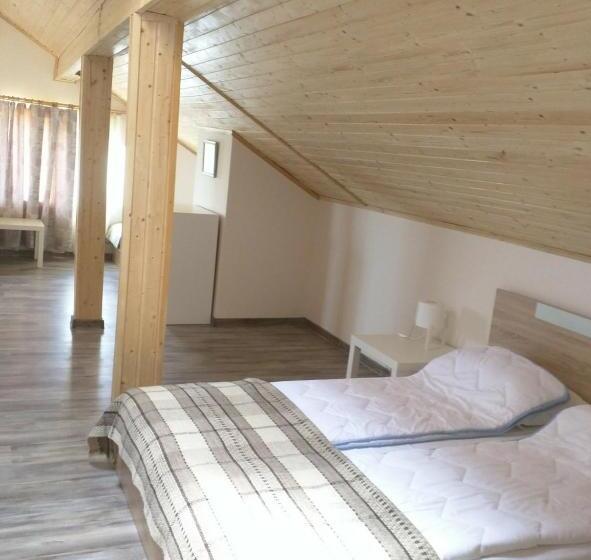 패밀리 룸, Guest House Ezerets