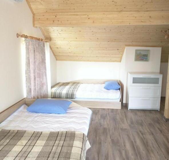 Семейный Номер, Guest House Ezerets