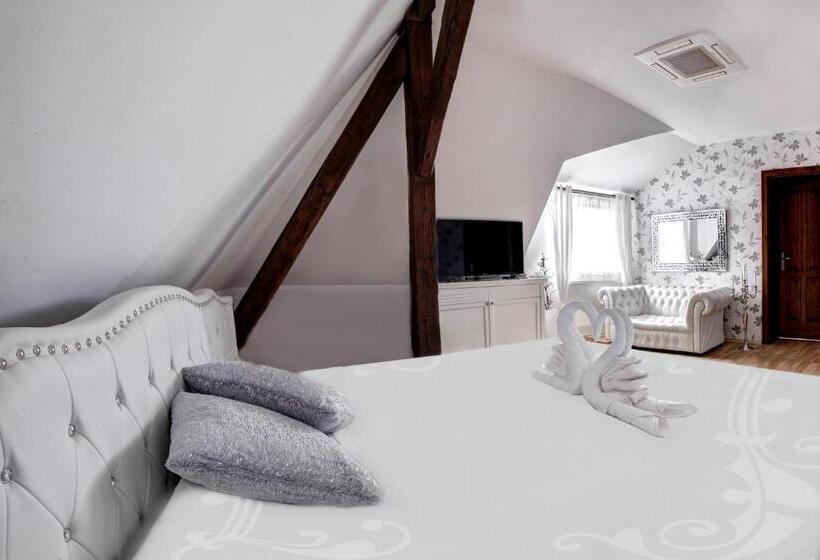 デラックスルーム, Penzion Tillerova Vila