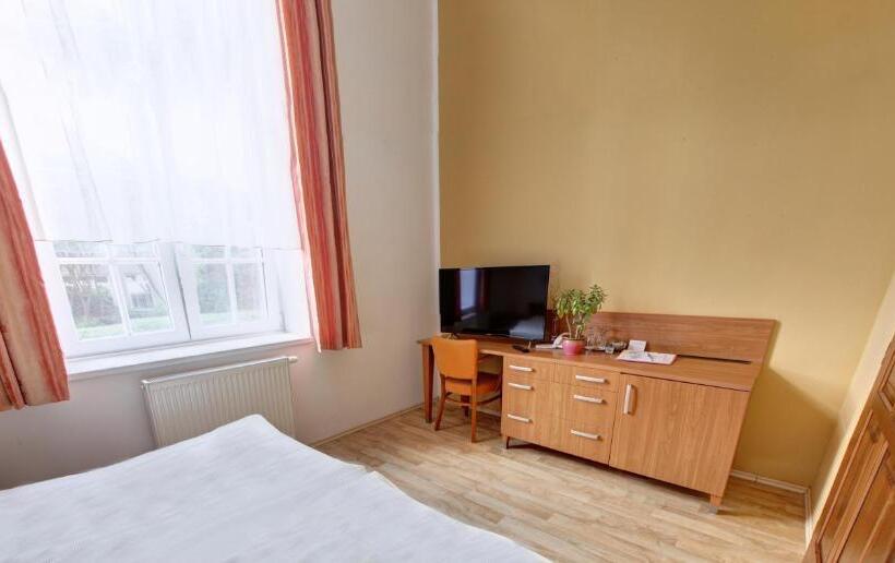 Номер Стандарт, Penzion Tillerova Vila