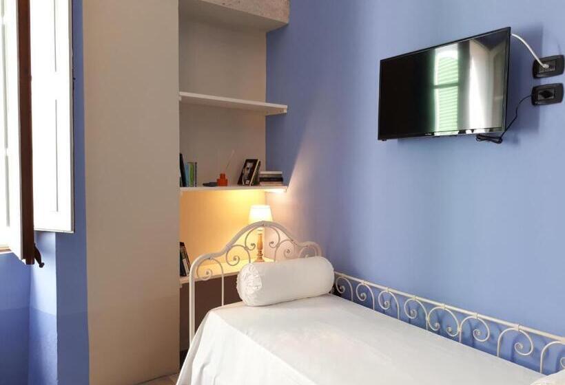 إستوديو قياسى, Sofia Family Suites